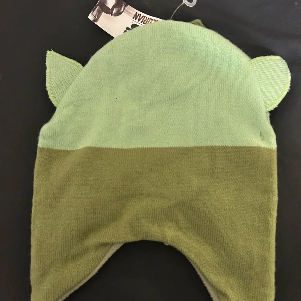 NWT Star Wars The Mandalorian  Baby Yoda Hat & Mittens OSFM